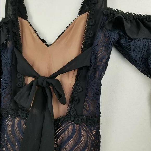 🍋 New For Love & Lemons Navy Blue Bridget Cold Shoulder Mini Dress  Small NWOT - Picture 10 of 12